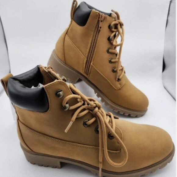 Madden Girl FFLYJ101 Tan Combat Boots Women’s 9 Lace-Up Side Zip Chunky Heel - Picture 1 of 15